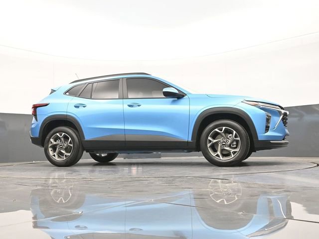 New 2026 Chevrolet Trax LT w/ Driver Confidence Package FWD image 46