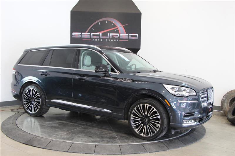 Used 2023 Lincoln Aviator Black Label w/ Class IV Trailer Tow Package image 1