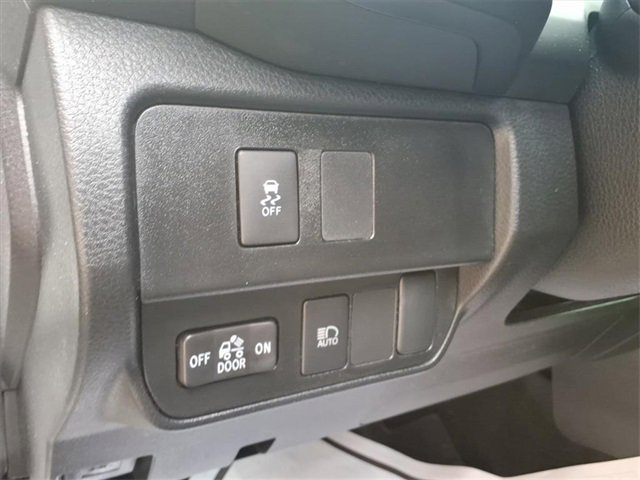 Used 2022 Toyota Tacoma SR image 18