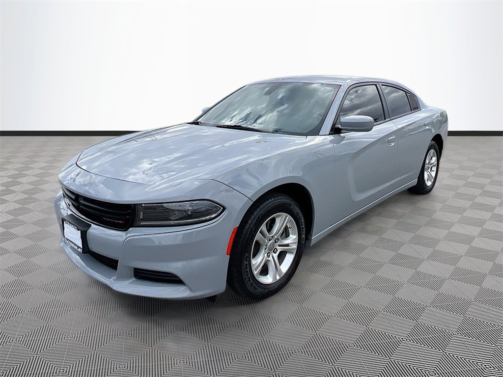 Used 2022 Dodge Charger SXT w/ Cold Weather Package image 3