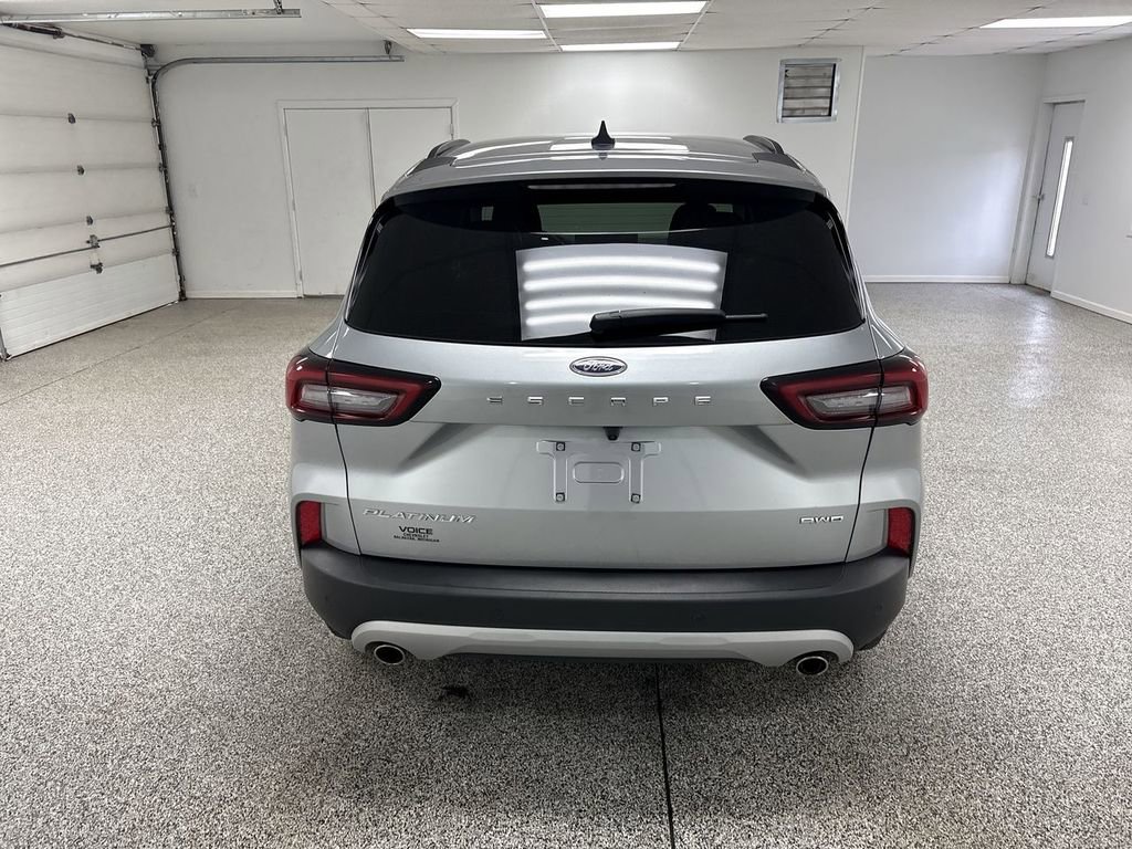 Used 2024 Ford Escape Platinum image 7