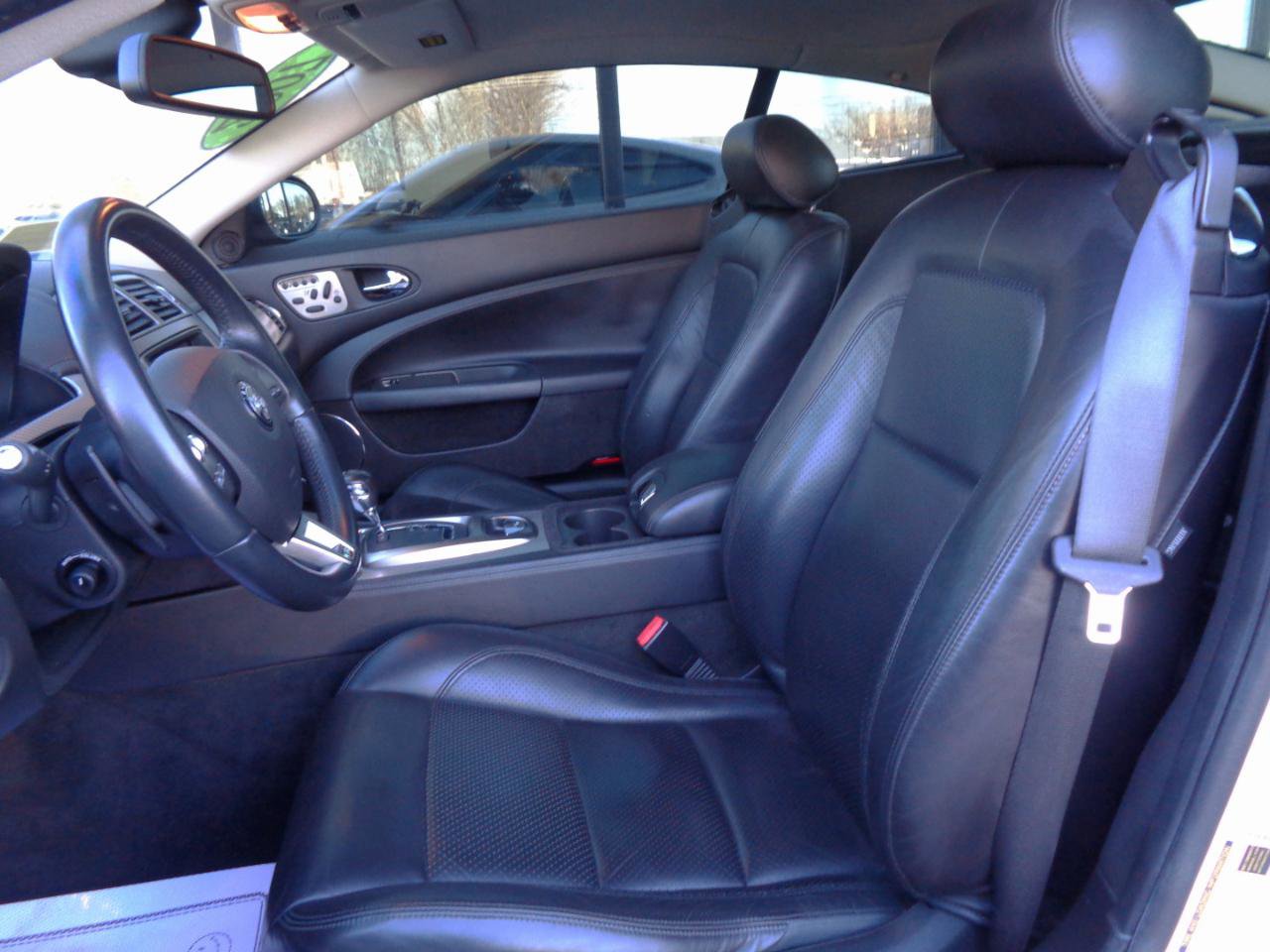 Used 2007 Jaguar XKR R RWD image 10