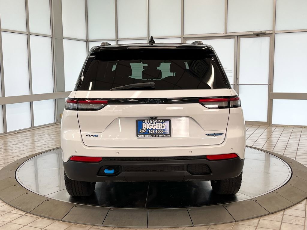 Used 2022 Jeep Grand Cherokee Trailhawk image 9