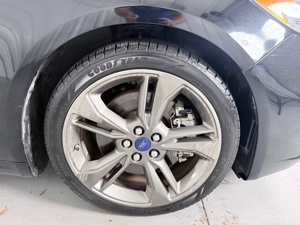 Used 2017 Ford Fusion Sport AWD/4WD image 4