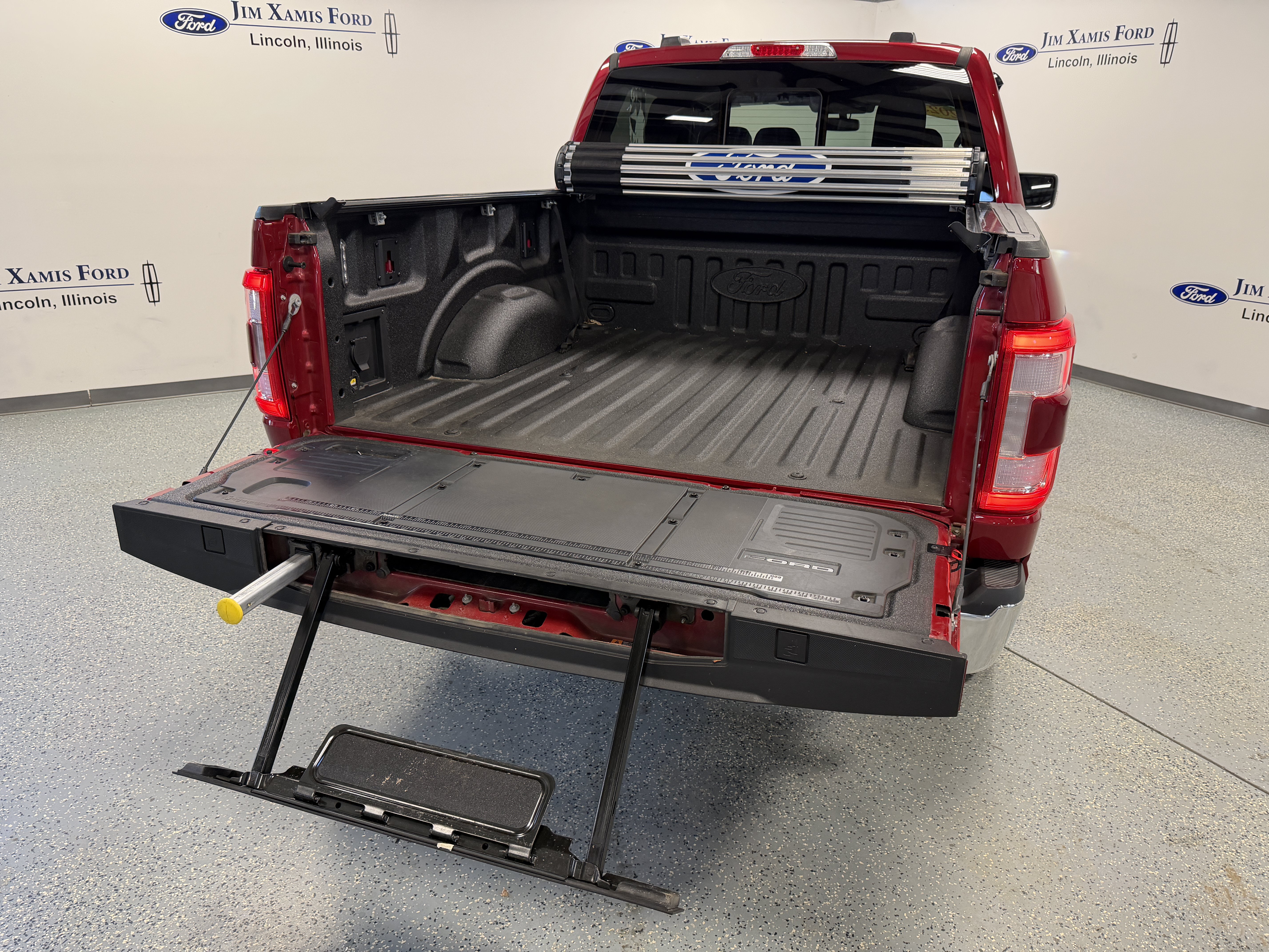 Used 2023 Ford F150 Lariat w/ Equipment Group 502A High AWD/4WD image 26