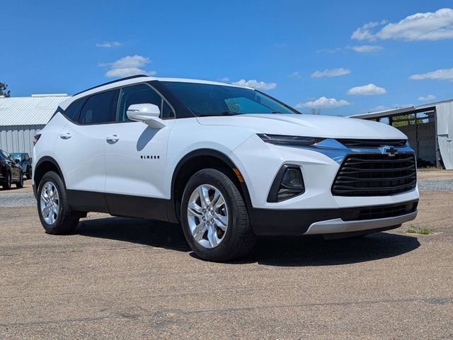 Used 2020 Chevrolet Blazer LT FWD image 2