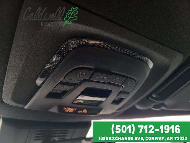 Used 2025 Toyota Corolla SE w/ SE Premium Package image 19