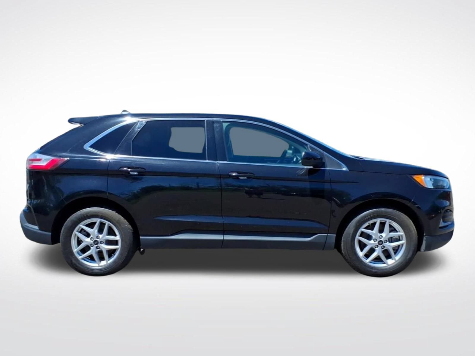 Used 2024 Ford Edge SEL AWD/4WD image 7