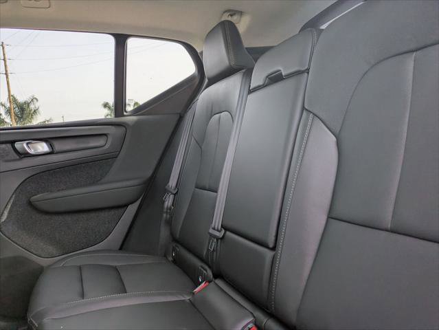 New 2026 Volvo XC40 B5 Core w/ Climate Package image 12