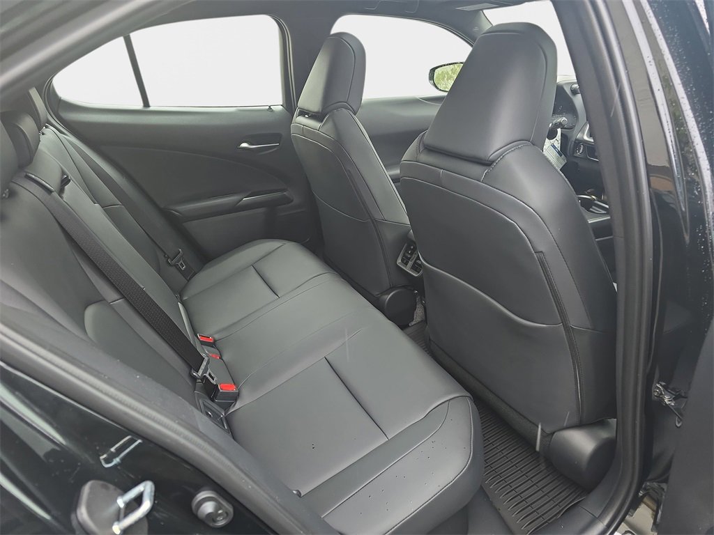 New 2026 Lexus UX 300h AWD image 11