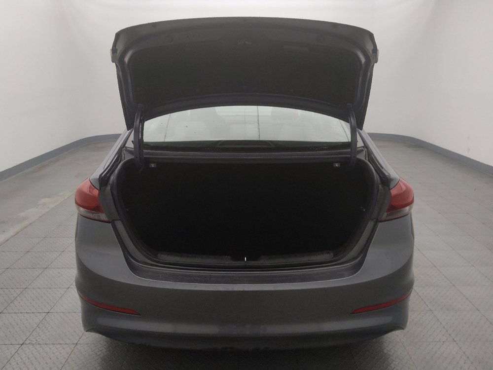 Used 2018 Hyundai Elantra Value Edition FWD image 29