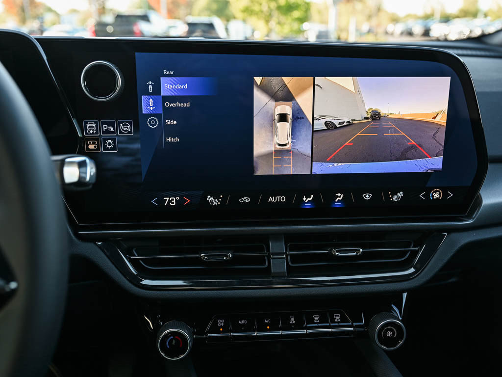 New 2025 Chevrolet Equinox EV RS image 24