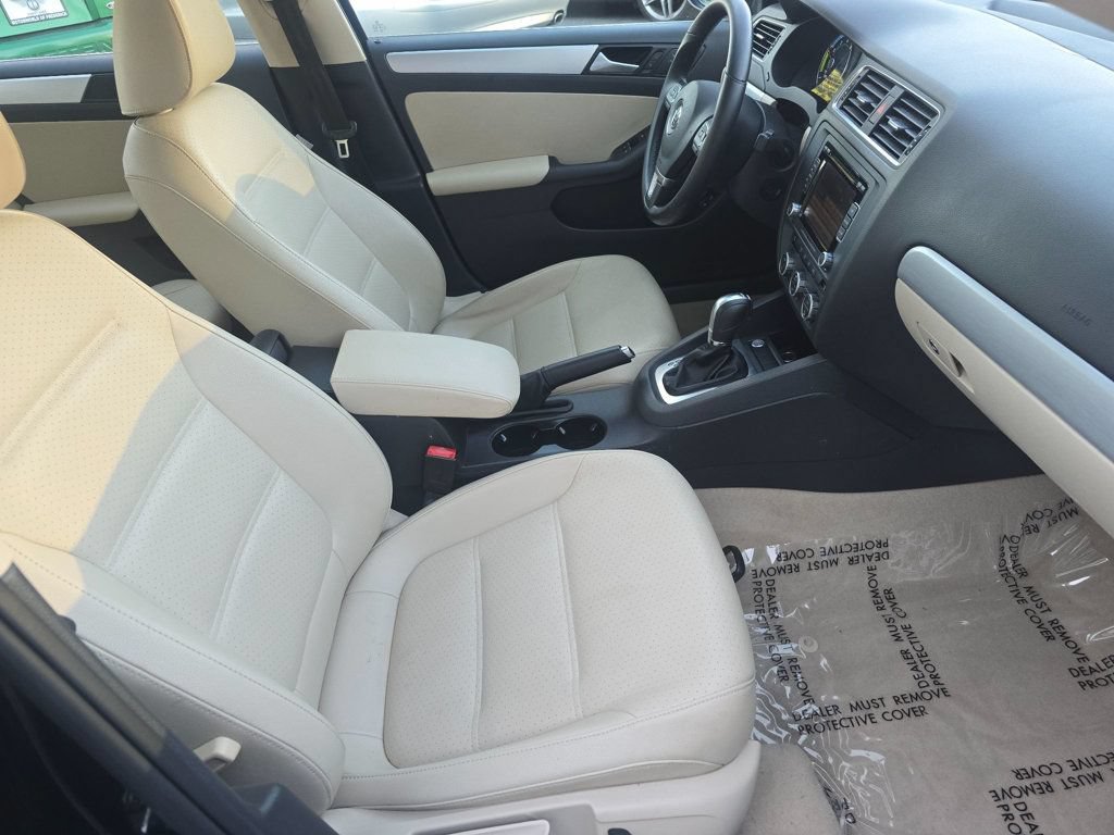 Used 2014 Volkswagen Jetta SE FWD image 15