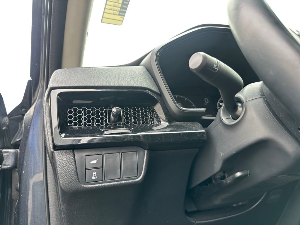 Used 2025 Honda CR-V EX-L image 13