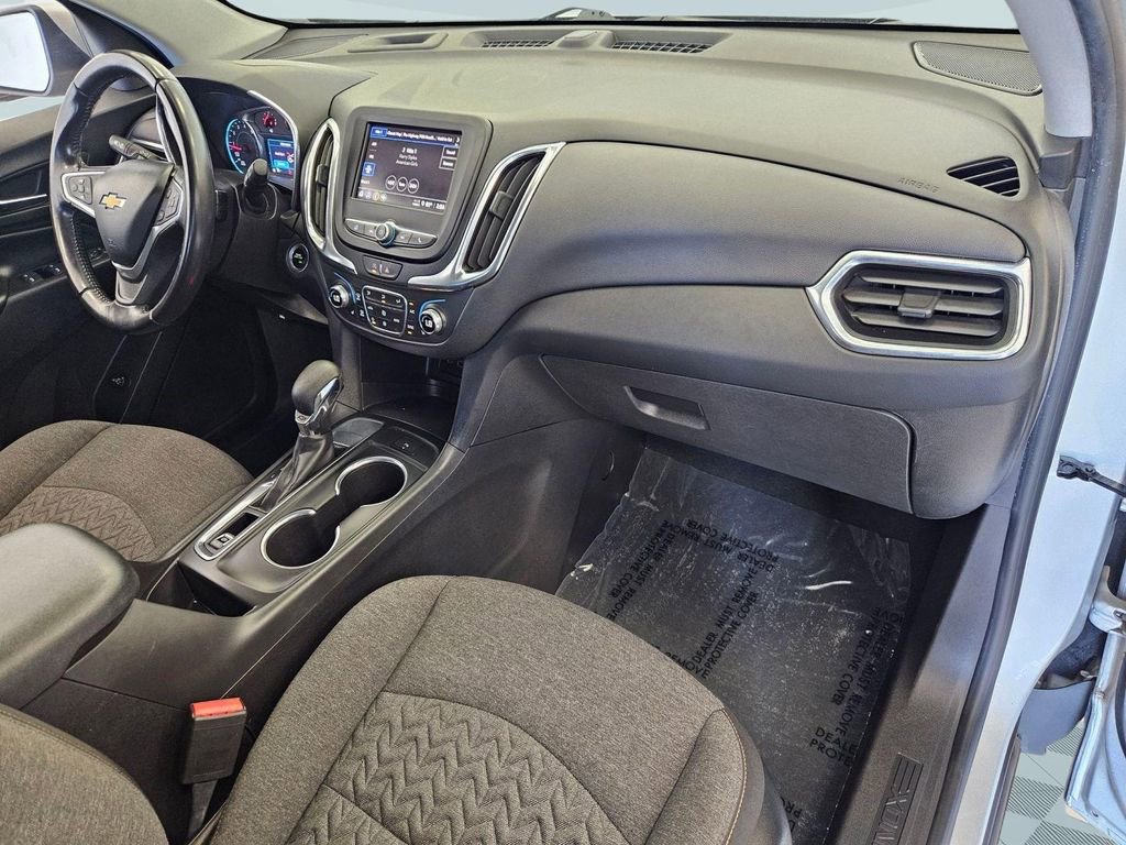 Used 2022 Chevrolet Equinox LT w/ Driver Convenience Package image 30
