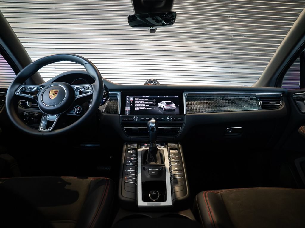 Used 2021 Porsche Macan GTS AWD/4WD image 25