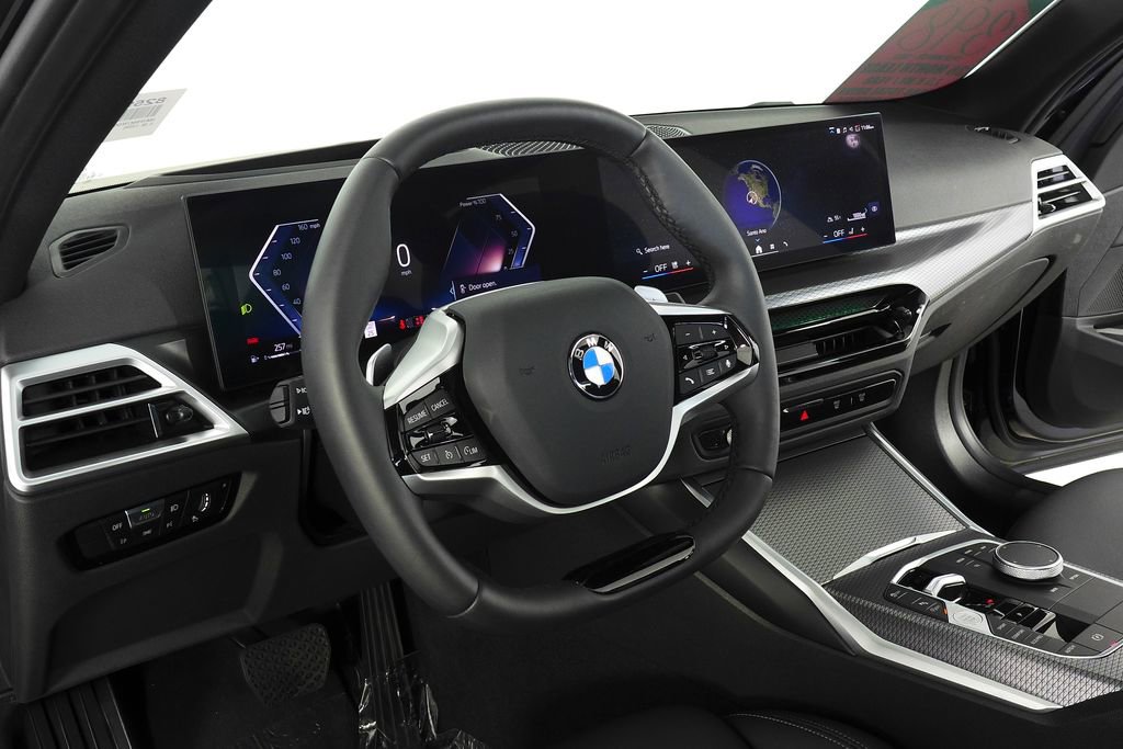 Used 2025 BMW 330i Sedan w/ Premium Package RWD image 31