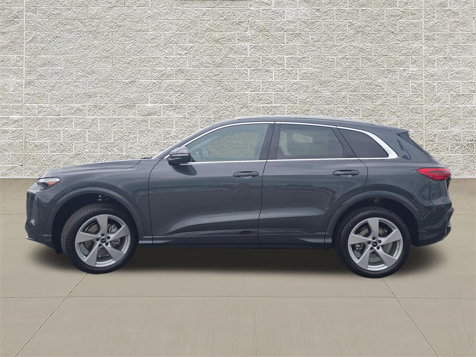 New 2026 Audi Q5 Premium Plus AWD/4WD image 4