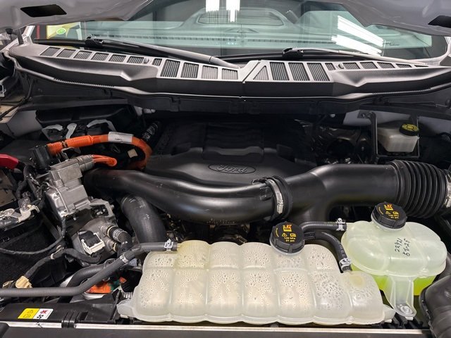 Used 2022 Ford F150 XLT w/ Equipment Group 302A High image 32