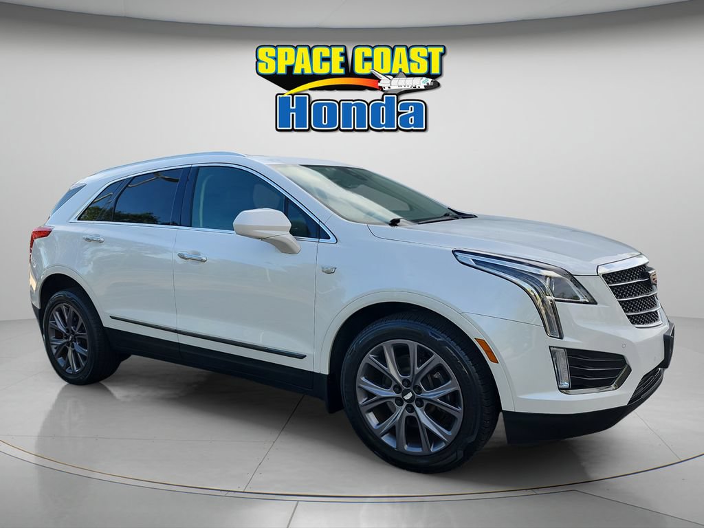 Used 2019 Cadillac XT5 Luxury w/ LPO, Black Ice Package AWD/4WD image 1