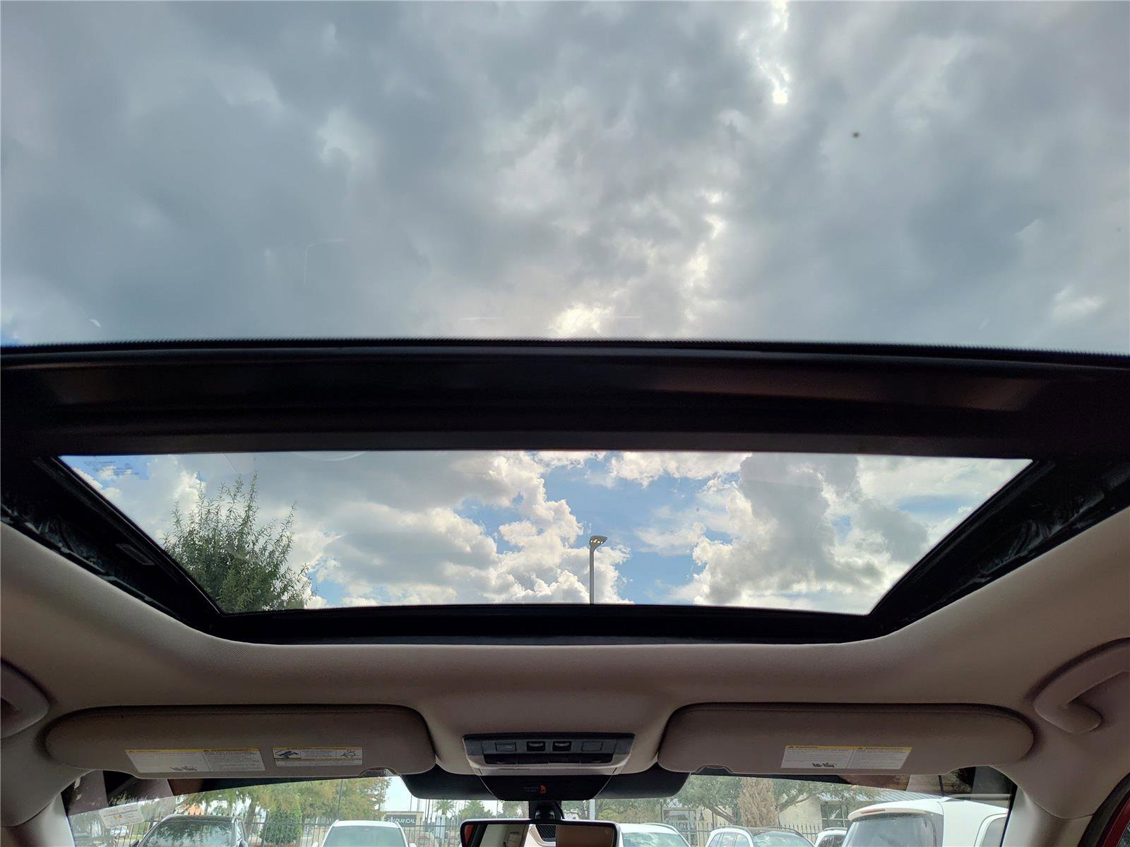 Used 2024 Nissan Pathfinder Platinum w/ Cargo Package image 23