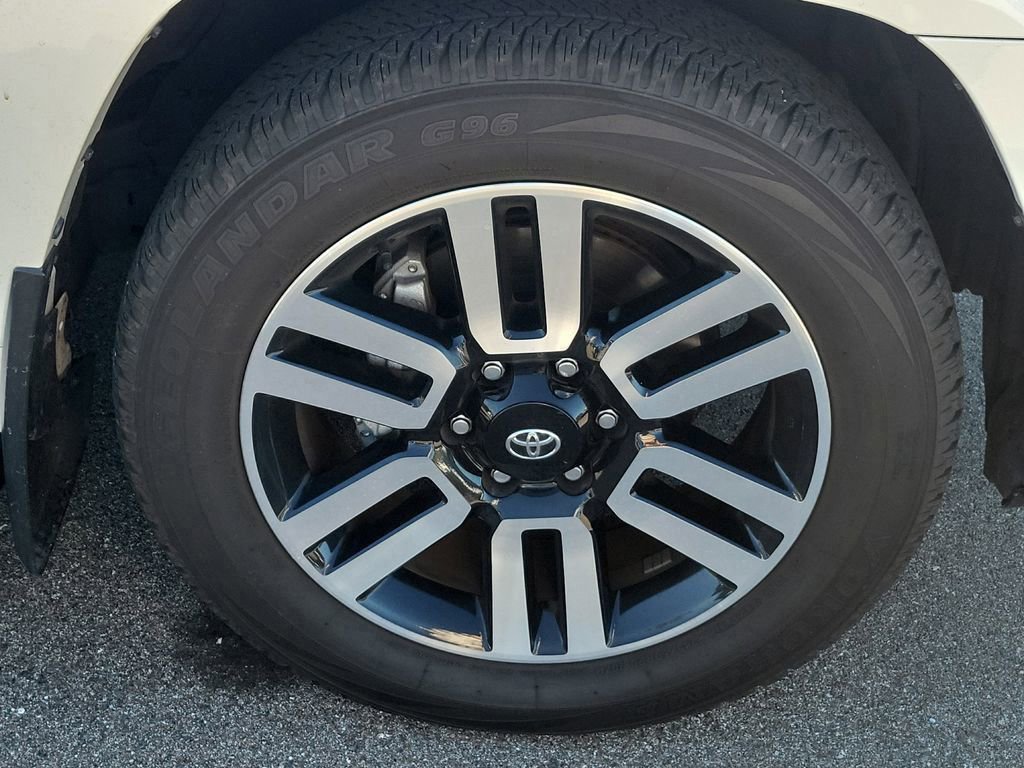 Used 2022 Toyota 4Runner Limited image 6