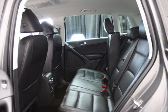 Used 2013 Volkswagen Tiguan S AWD/4WD image 20