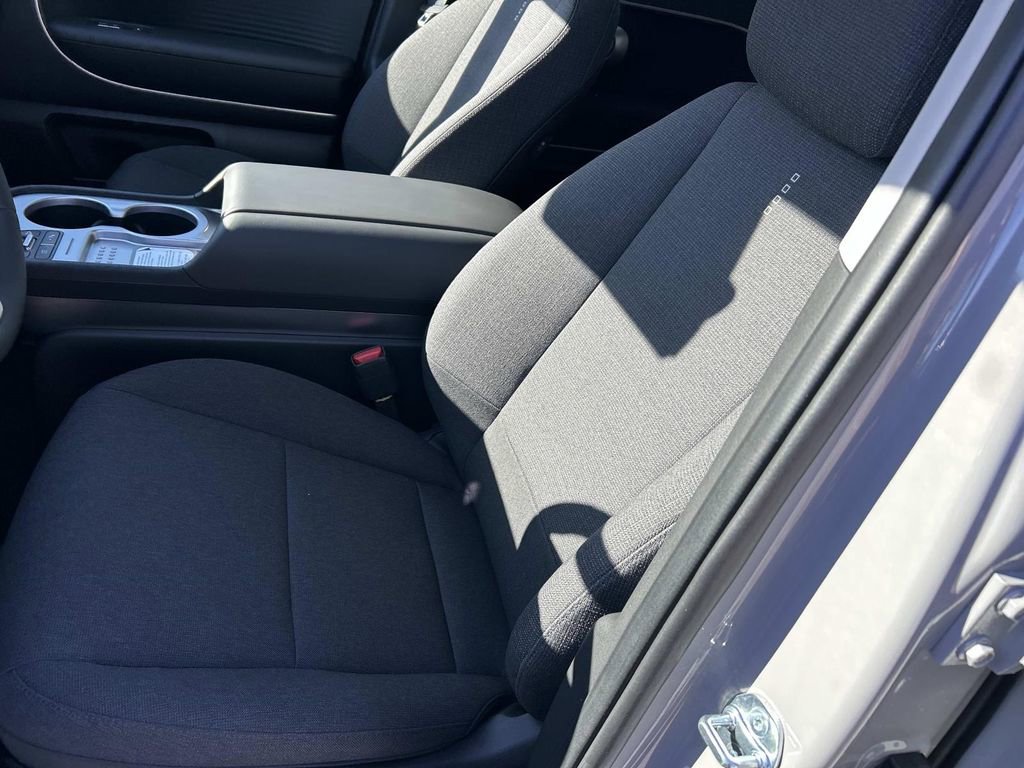 New 2026 Hyundai Ioniq 9 SE w/ Tow & Go Package image 15