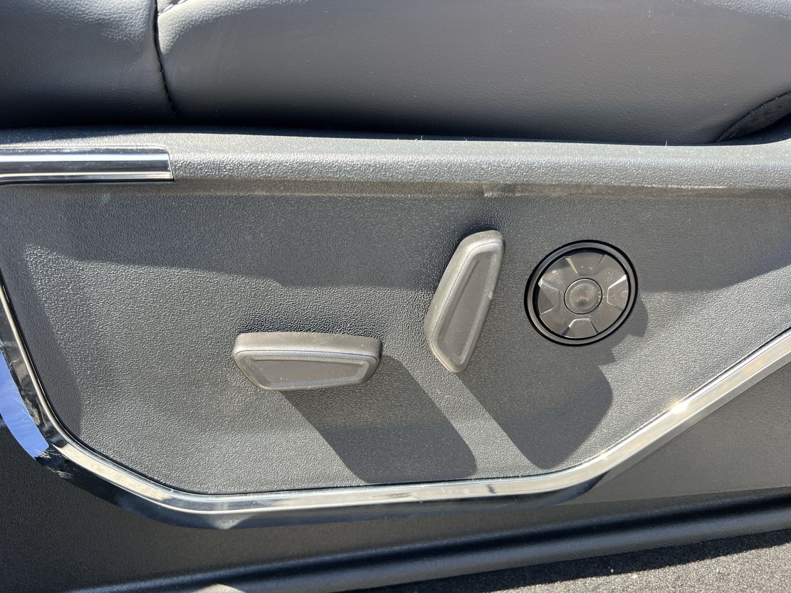 New 2026 Ford F250 Platinum AWD/4WD image 14