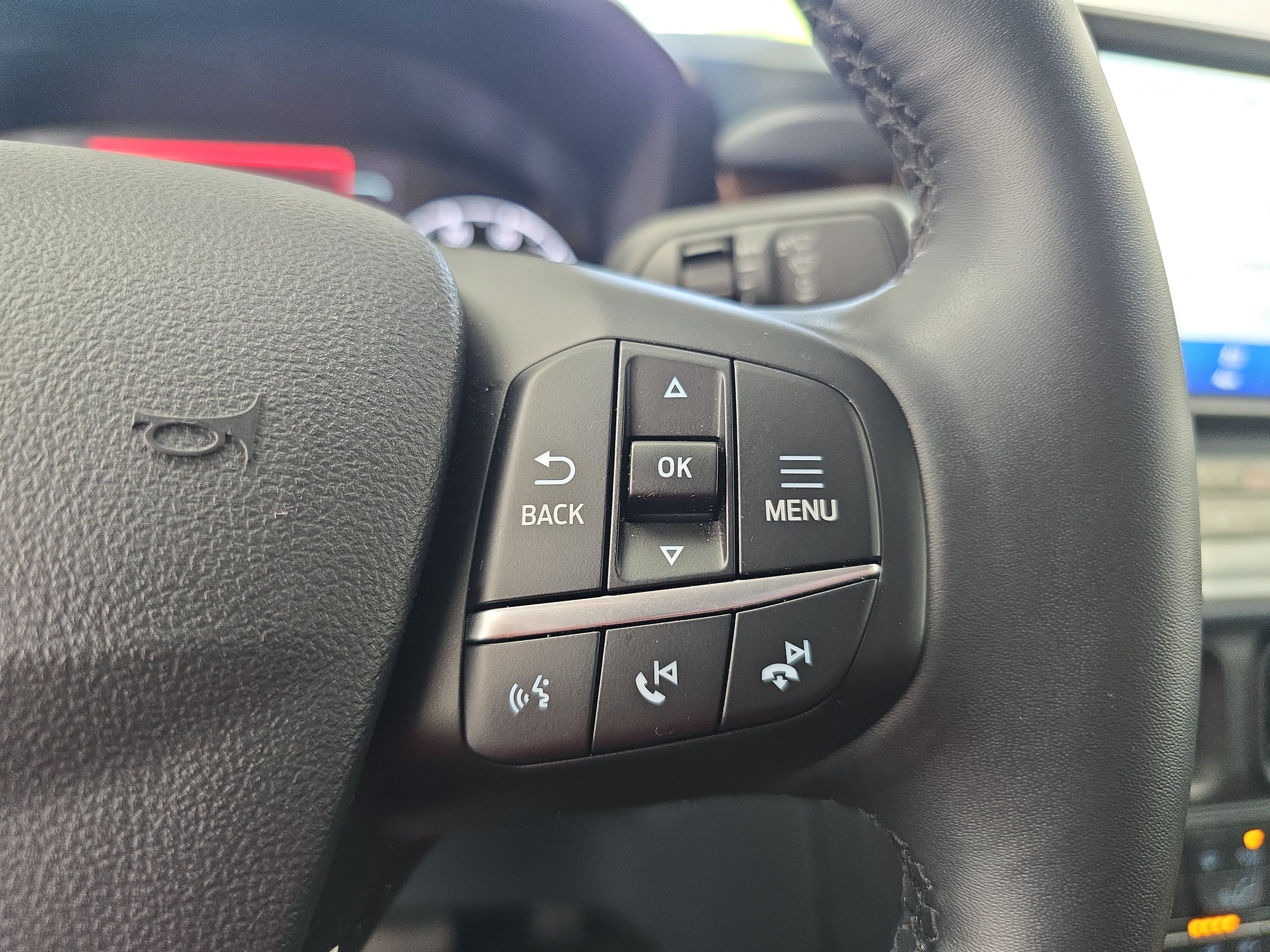 Used 2024 Ford Maverick Lariat FWD image 17