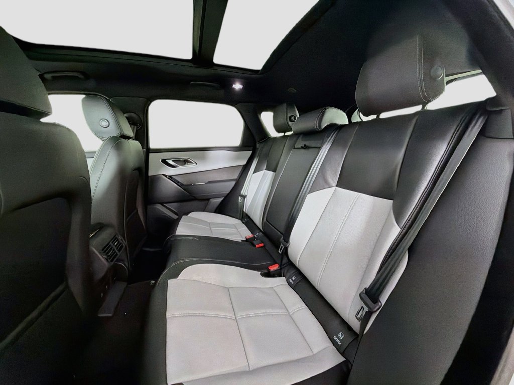 New 2026 Land Rover Range Rover Velar Belgravia AWD/4WD image 26