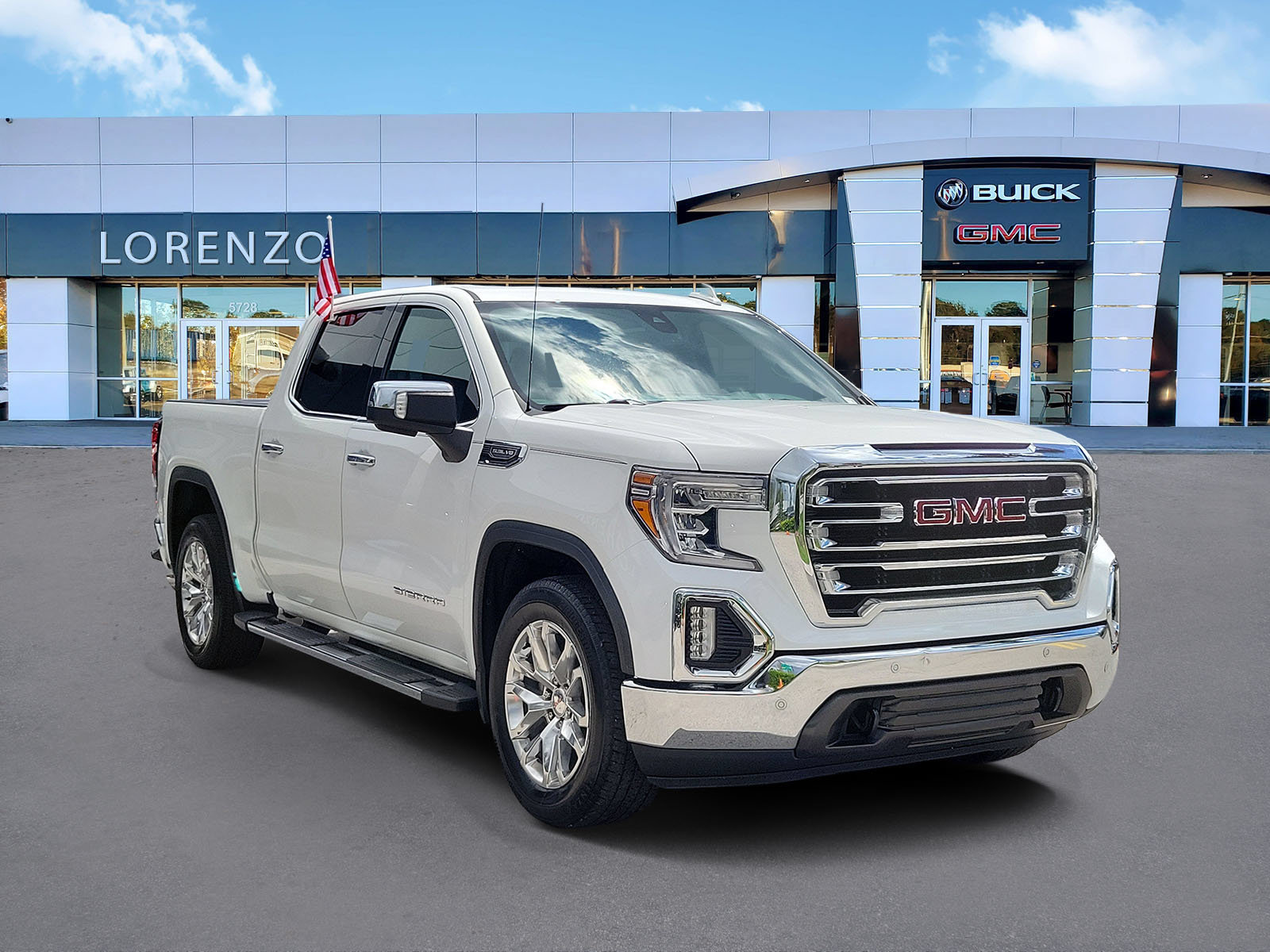 Used 2020 GMC Sierra 1500 SLT w/ SLT Premium Plus Package RWD image 3