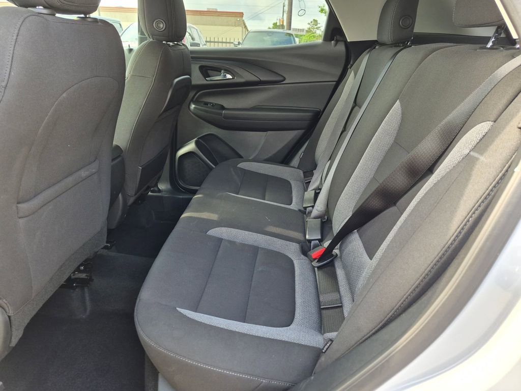 Used 2025 Chevrolet TrailBlazer LT AWD/4WD image 23