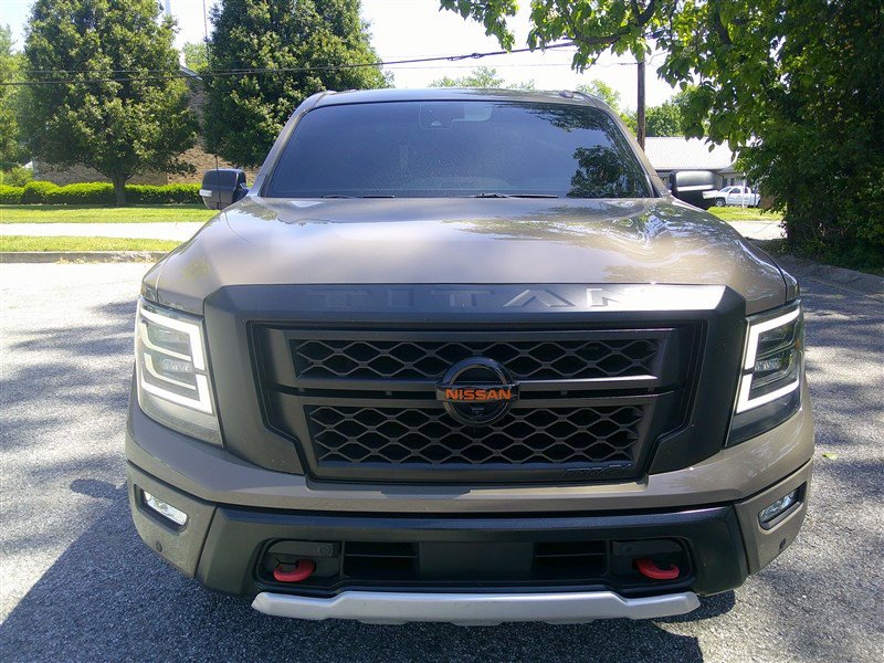 Used 2021 Nissan Titan PRO-4X w/ Pro-4x Convenience Package AWD/4WD image 6