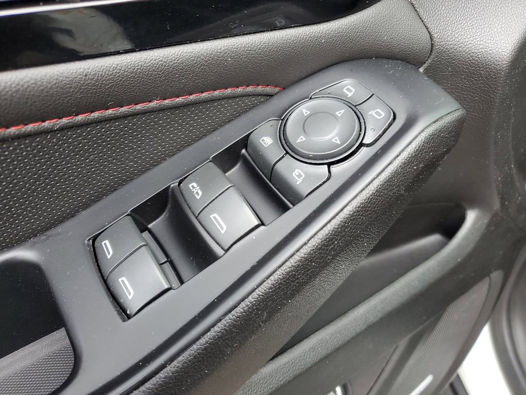 Certified 2023 Chevrolet Traverse RS AWD/4WD image 24