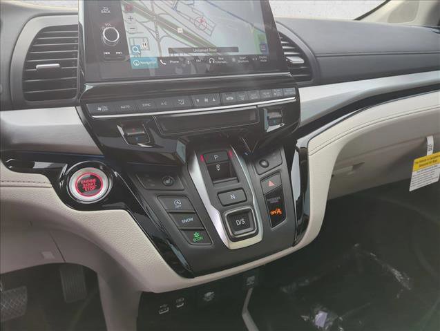 New 2026 Honda Odyssey Touring image 13