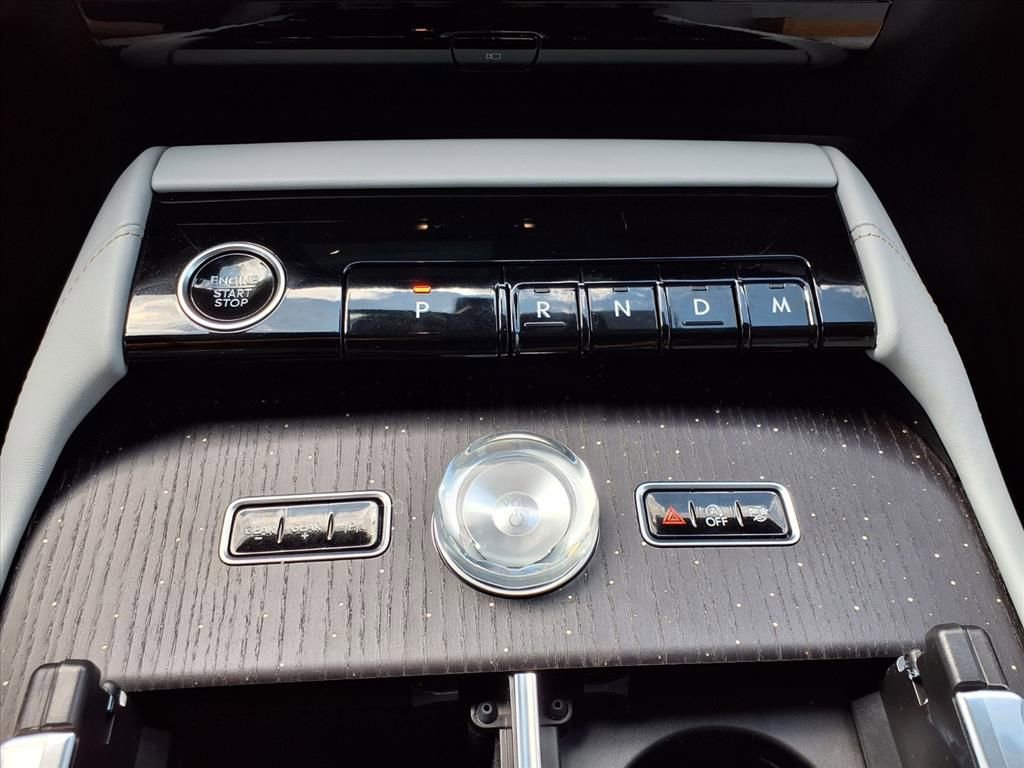 New 2026 Lincoln Navigator L Black Label image 10