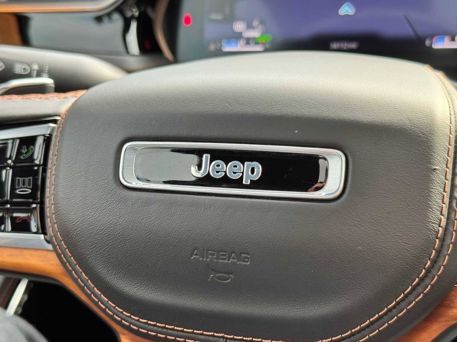 Used 2022 Jeep Grand Cherokee Summit image 32