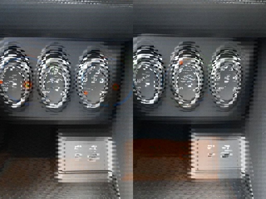 New 2025 Nissan Z Performance w/ Floor Mat Package image 17