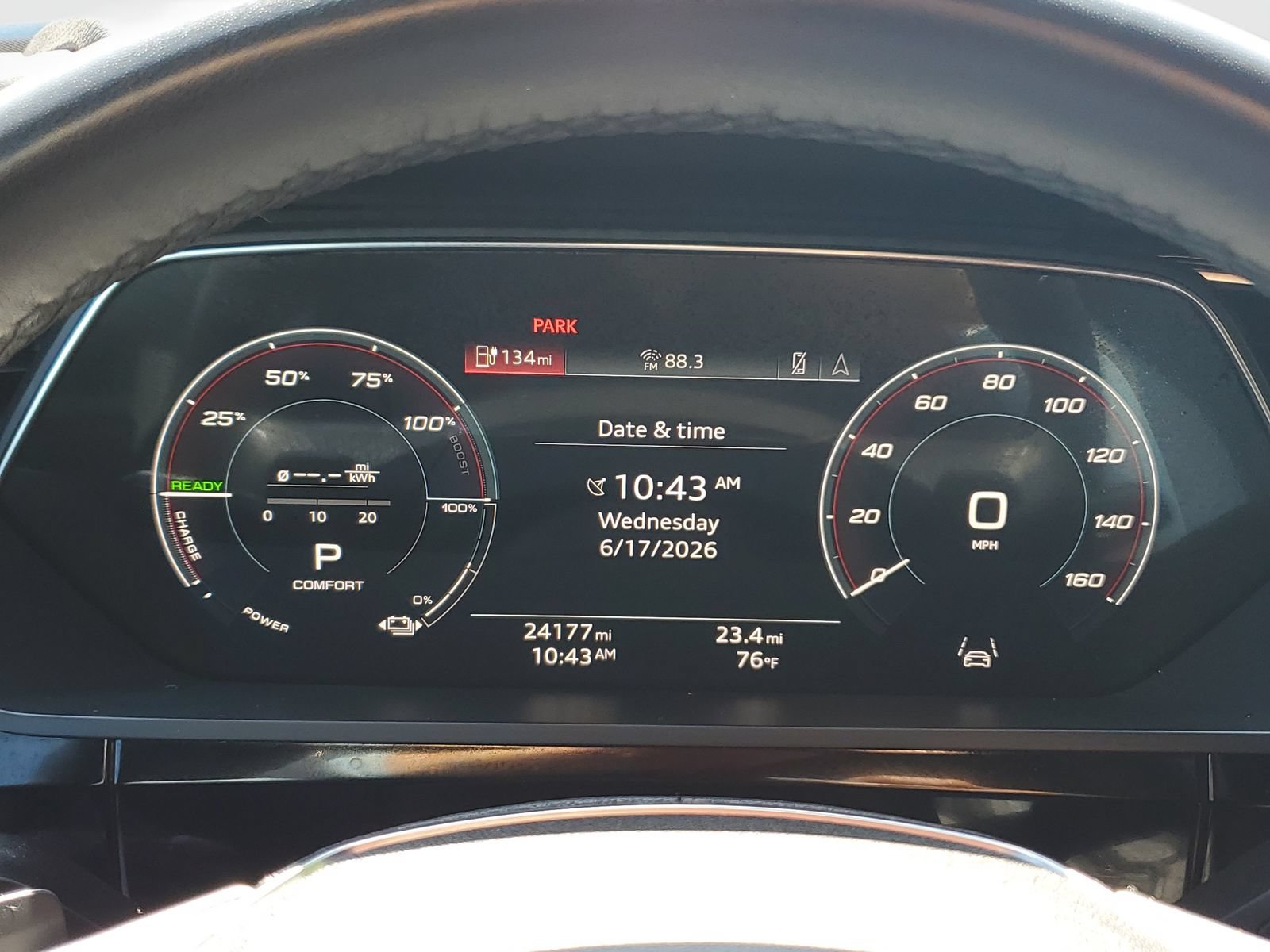 Used 2022 Audi e-tron Prestige w/ Prestige Package AWD/4WD image 32