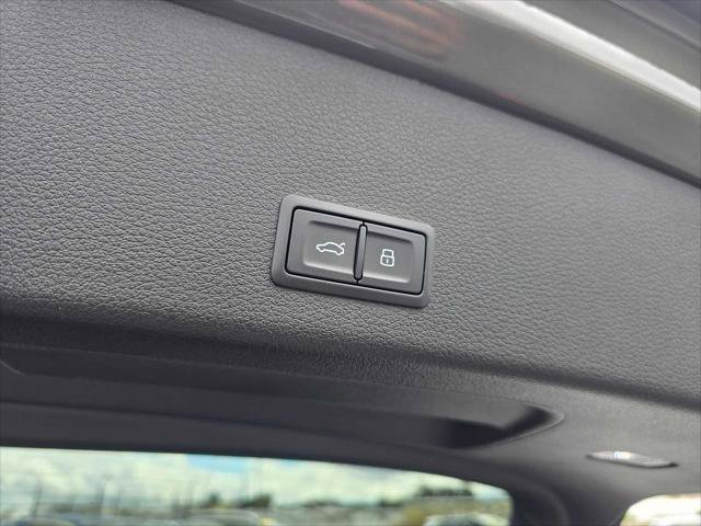 Used 2023 Audi e-tron Chronos w/ Chronos Package image 19