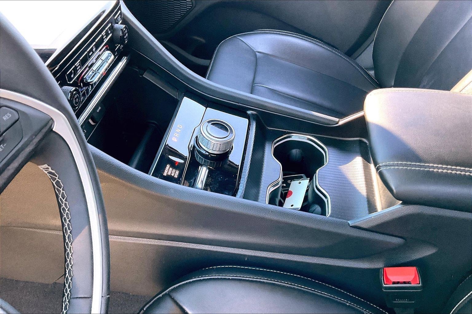 Certified 2024 Jeep Grand Cherokee Limited image 14