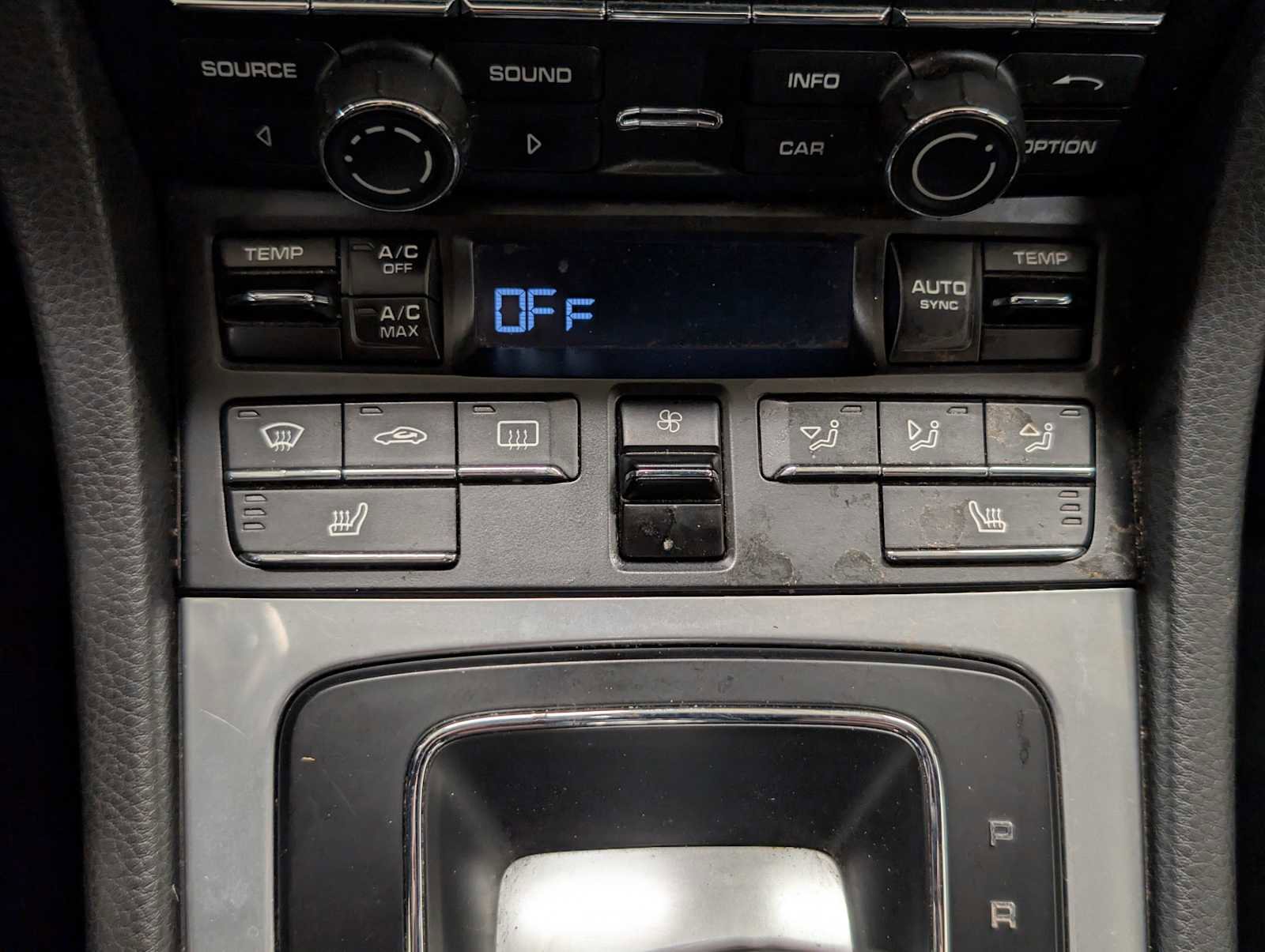 Used 2016 Porsche Boxster image 24