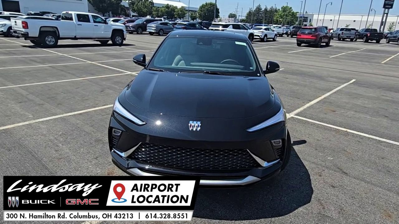 New 2025 Buick Envista Avenir image 3