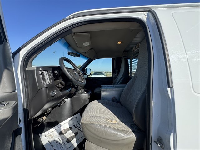 Used 2013 GMC Savana 2500 RWD image 9