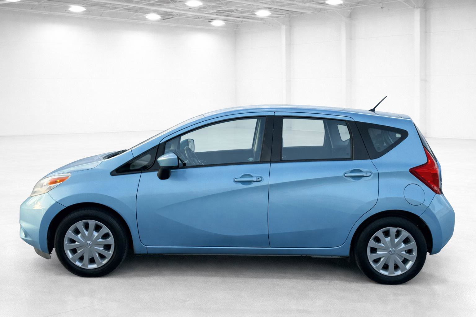 Used 2015 Nissan Versa Note SV image 10