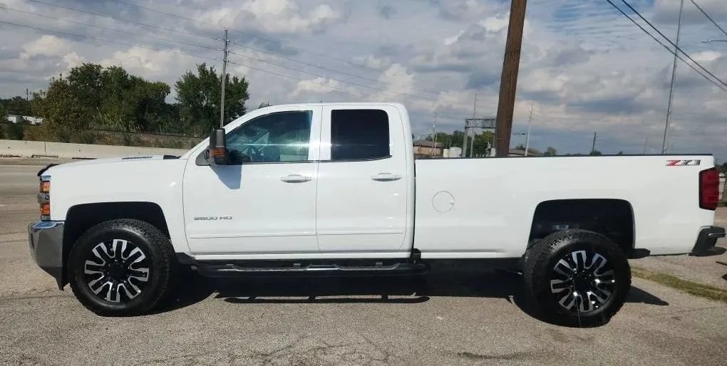 Used 2016 Chevrolet Silverado 2500 LT w/ LT Fleet Convenience Package AWD/4WD image 4
