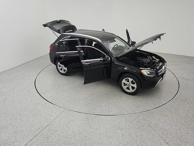 Used 2018 Mercedes-Benz GLC 300 4MATIC image 22