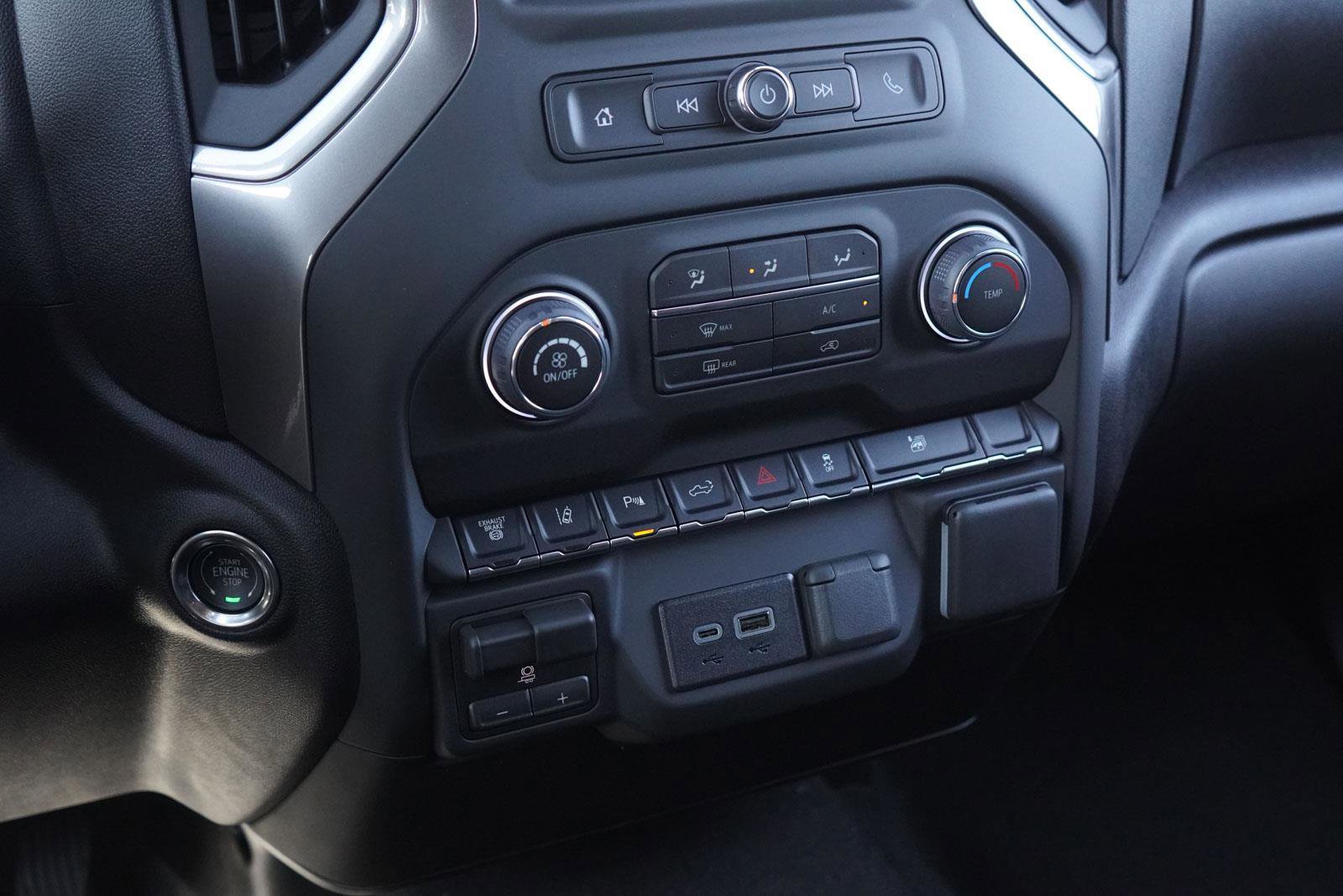 New 2026 Chevrolet Silverado 2500 Custom w/ Custom Value Package image 20