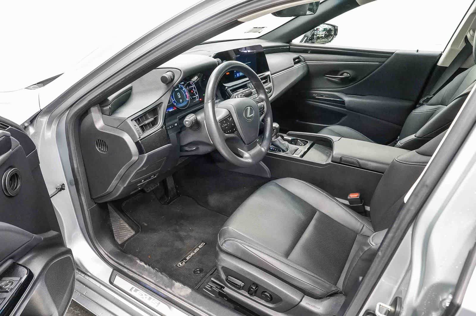 Certified 2025 Lexus ES 350 w/ Accessory Package (Z2) FWD image 18